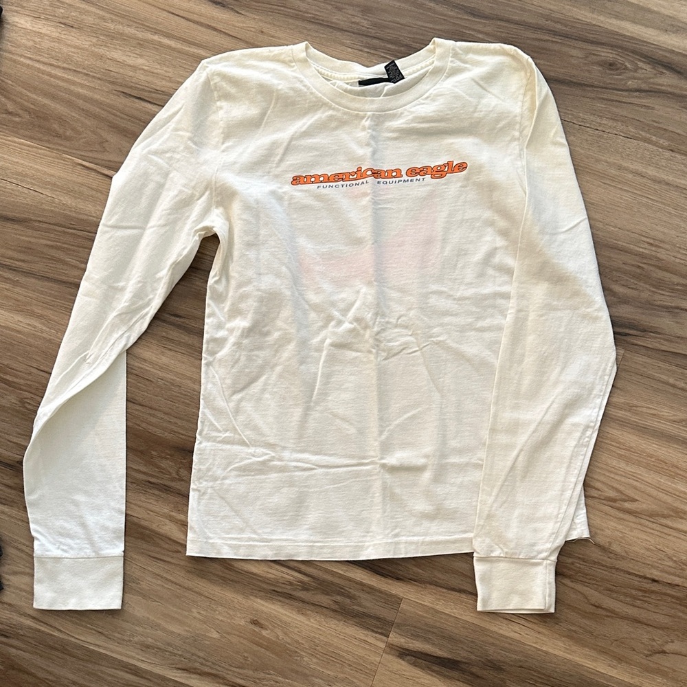 Vintage American Eagle Outfitters White Long Sleeve Tee